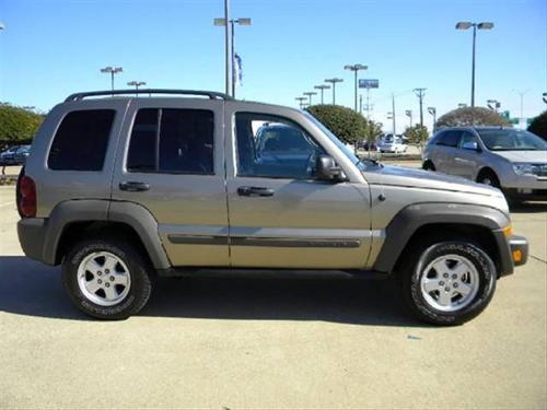 Jeep Liberty 2006 photo 3