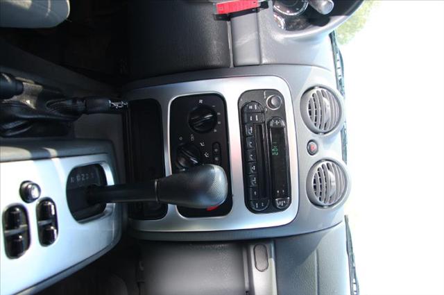 Jeep Liberty 2006 photo 1