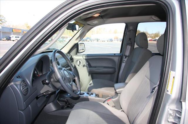 Jeep Liberty 2006 photo 5