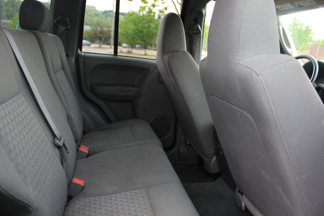 Jeep Liberty 2006 photo 7