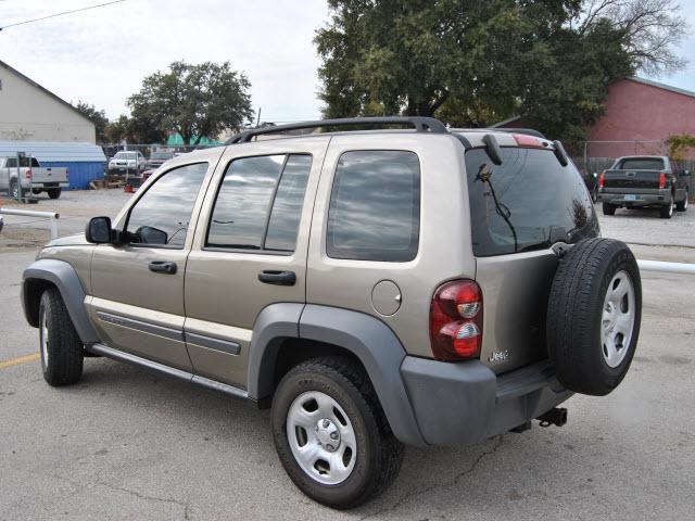 Jeep Liberty 2006 photo 5