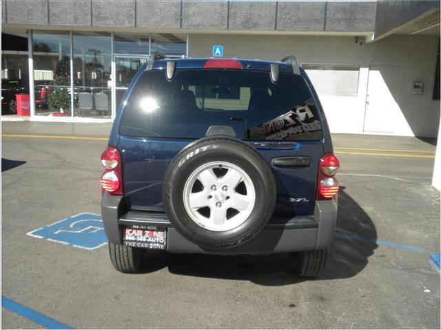 Jeep Liberty 2006 photo 5
