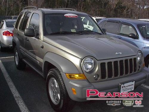 Jeep Liberty 2006 photo 4