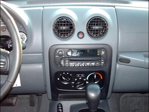 Jeep Liberty 2006 photo 4