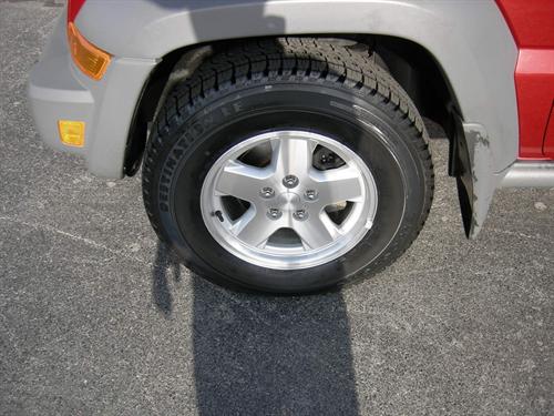 Jeep Liberty 2006 photo 1