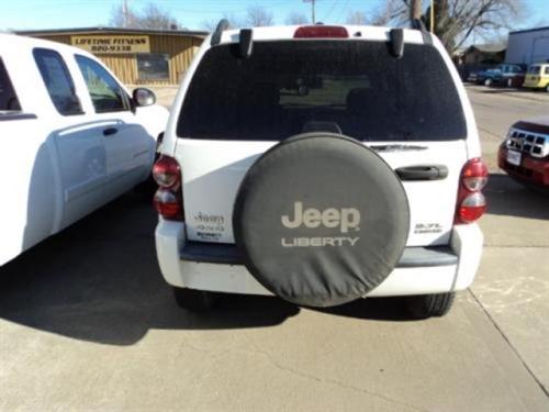 Jeep Liberty 2006 photo 1