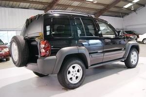 Jeep Liberty 2006 photo 4