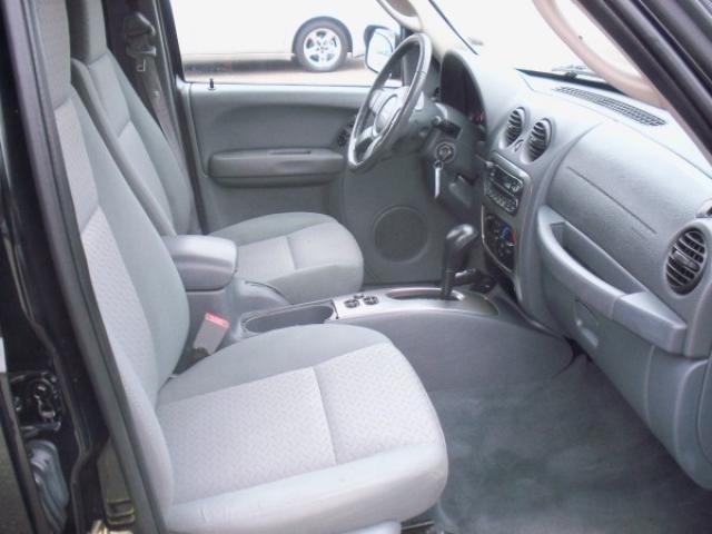 Jeep Liberty 2006 photo 1