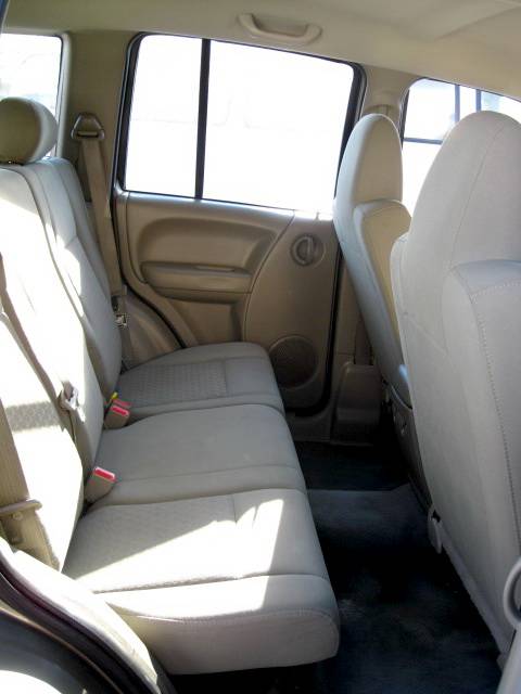 Jeep Liberty 2006 photo 4