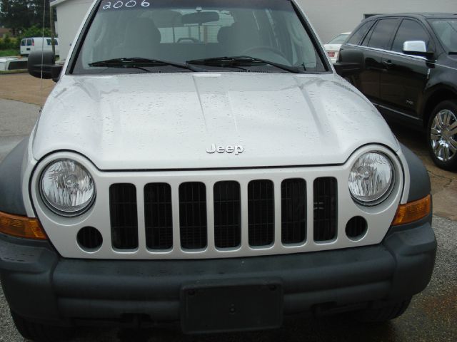 Jeep Liberty 2006 photo 1