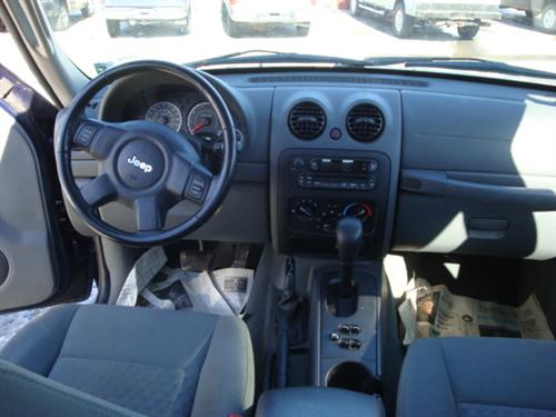 Jeep Liberty 2006 photo 5