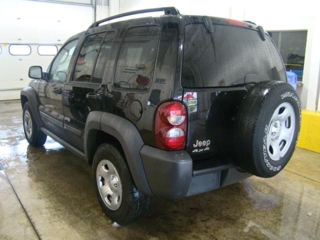 Jeep Liberty 2006 photo 5