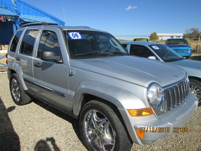 Jeep Liberty 2006 photo 3