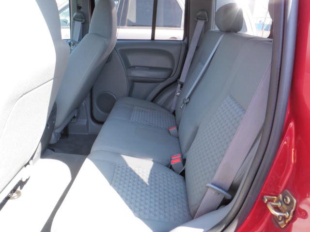 Jeep Liberty 2006 photo 4