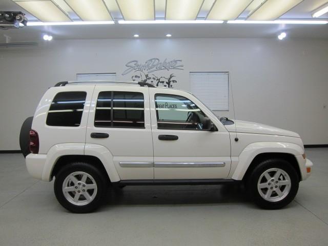 Jeep Liberty 4DR Sport Utility