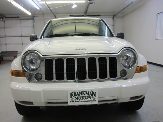 Jeep Liberty 2006 photo 1