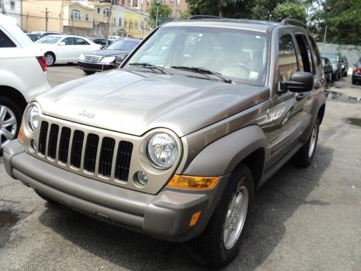 Jeep Liberty 2006 photo 2