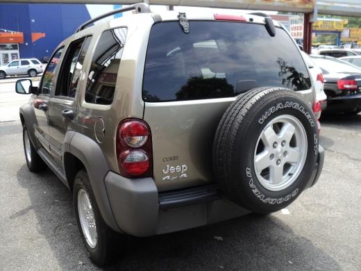 Jeep Liberty 2006 photo 3