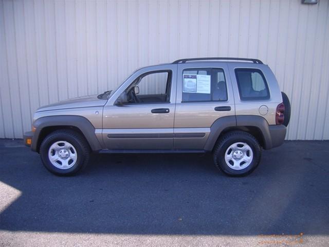 Jeep Liberty 2006 photo 4