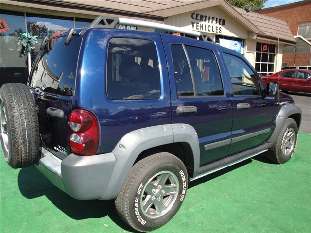 Jeep Liberty 2006 photo 3