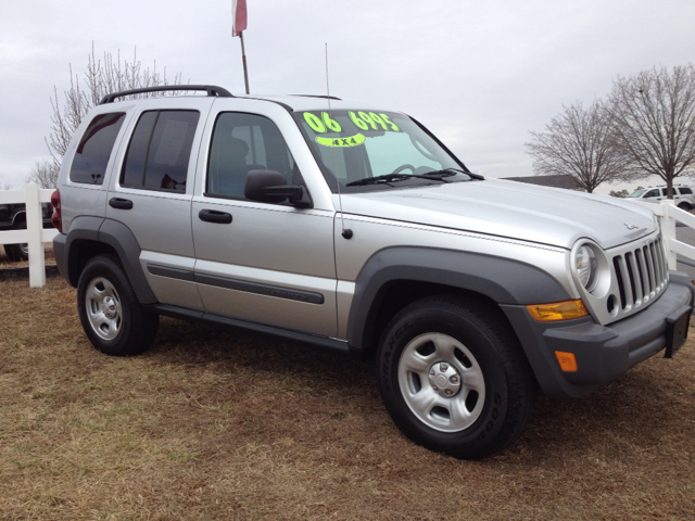 Jeep Liberty 2006 photo 1