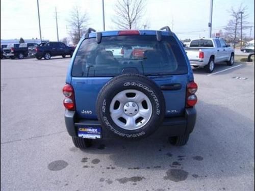 Jeep Liberty 2006 photo 5