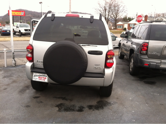 Jeep Liberty Super SUV