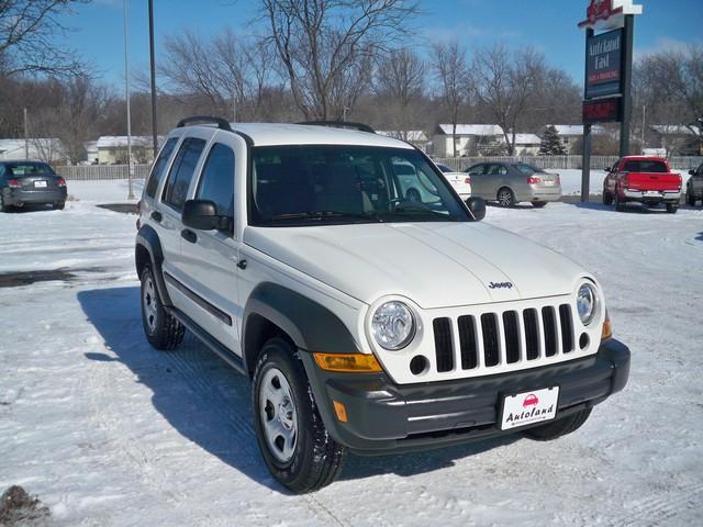 Jeep Liberty 2006 photo 1