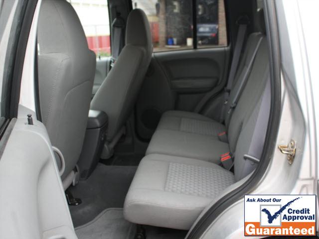 Jeep Liberty 2006 photo 4