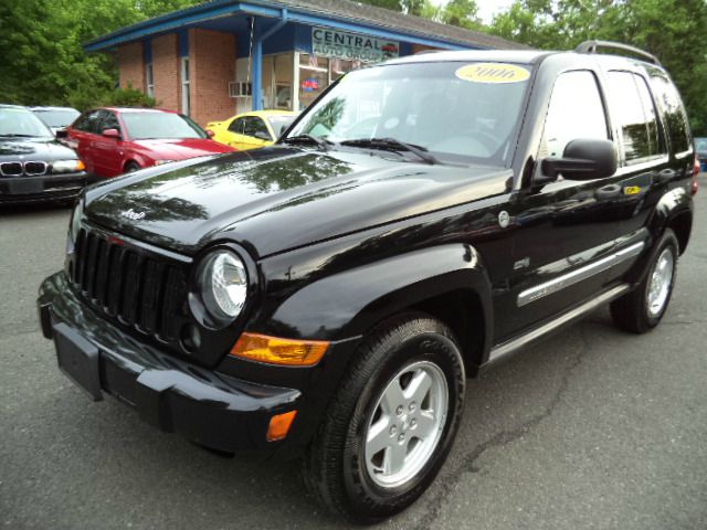 Jeep Liberty 2006 photo 1