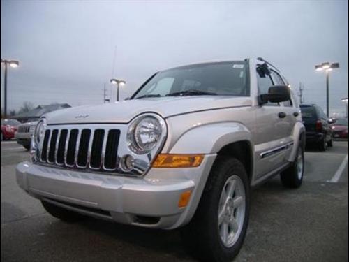 Jeep Liberty 2006 photo 2