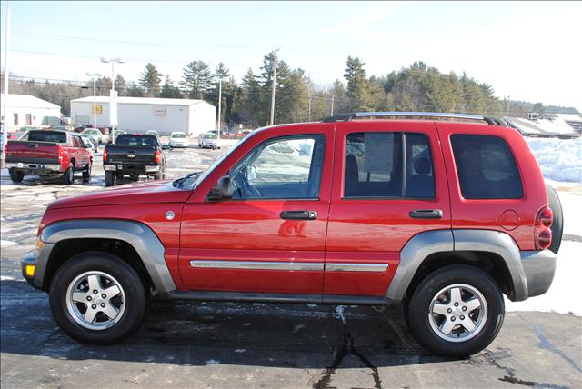 Jeep Liberty 2006 photo 3