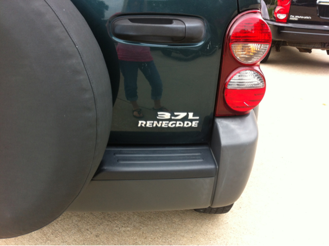 Jeep Liberty 2006 photo 2