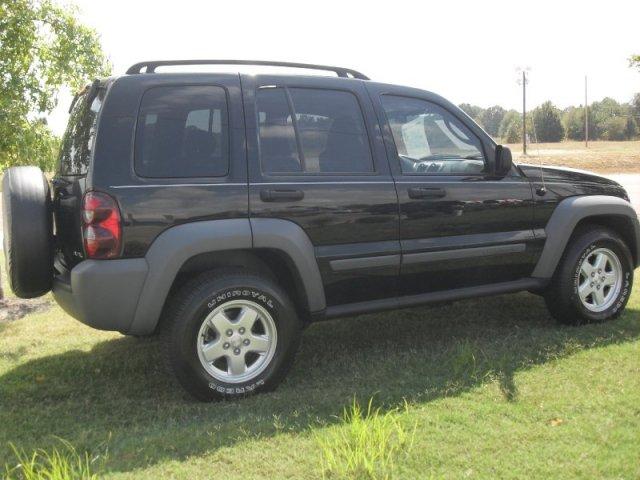 Jeep Liberty 2006 photo 3
