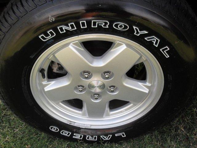 Jeep Liberty 2006 photo 4