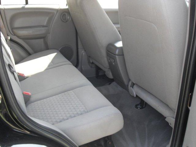 Jeep Liberty 2006 photo 5