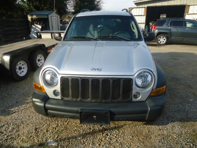 Jeep Liberty 2006 photo 4