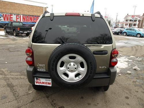 Jeep Liberty 2006 photo 5