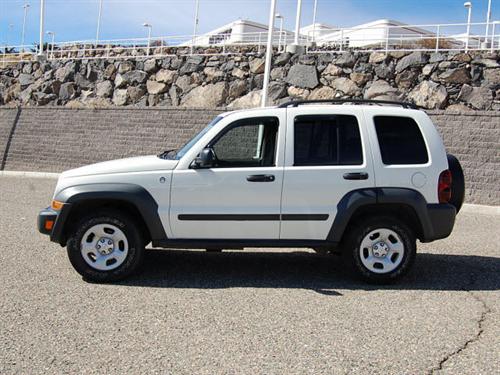 Jeep Liberty 2006 photo 1