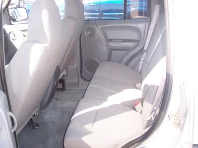 Jeep Liberty 2006 photo 3
