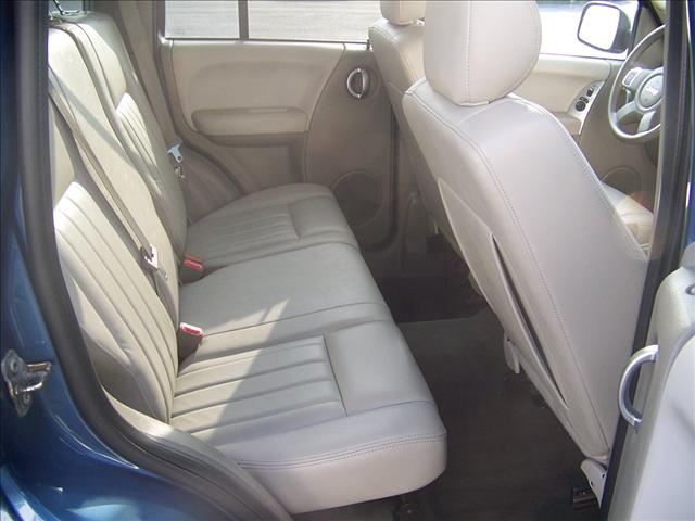 Jeep Liberty 2006 photo 5