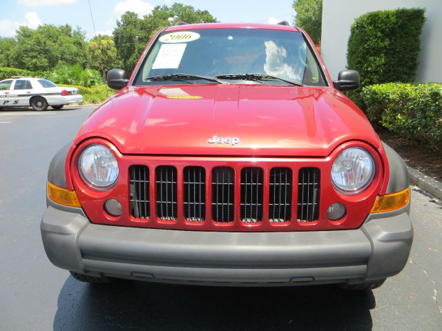 Jeep Liberty 2006 photo 3