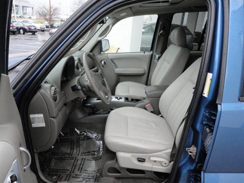 Jeep Liberty 2006 photo 3