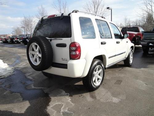 Jeep Liberty 2006 photo 3