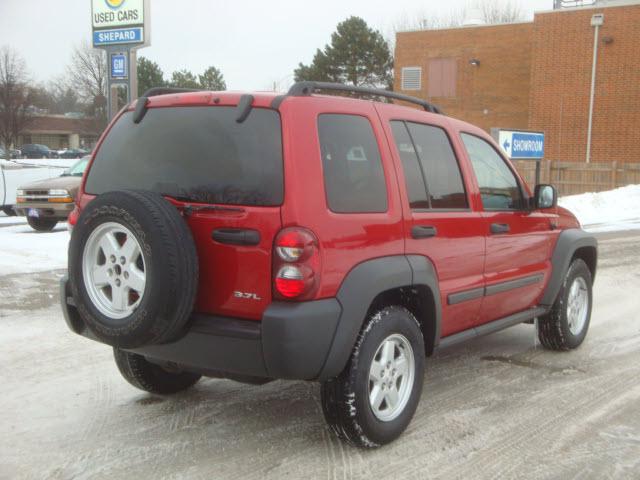 Jeep Liberty 2006 photo 4