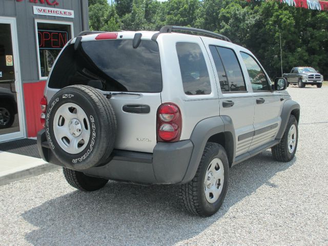 Jeep Liberty 2006 photo 1