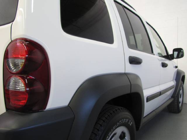 Jeep Liberty 2006 photo 4