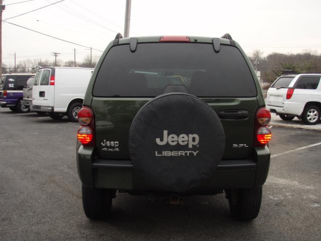 Jeep Liberty 2006 photo 3