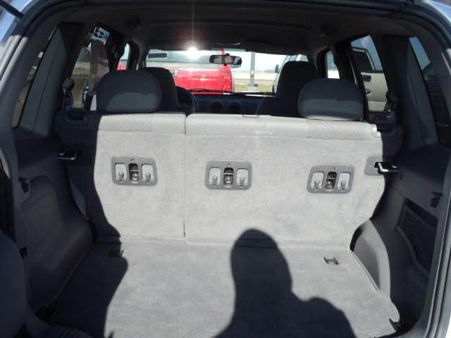 Jeep Liberty 2006 photo 2