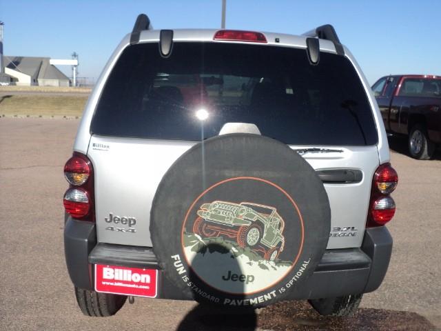 Jeep Liberty 2006 photo 3